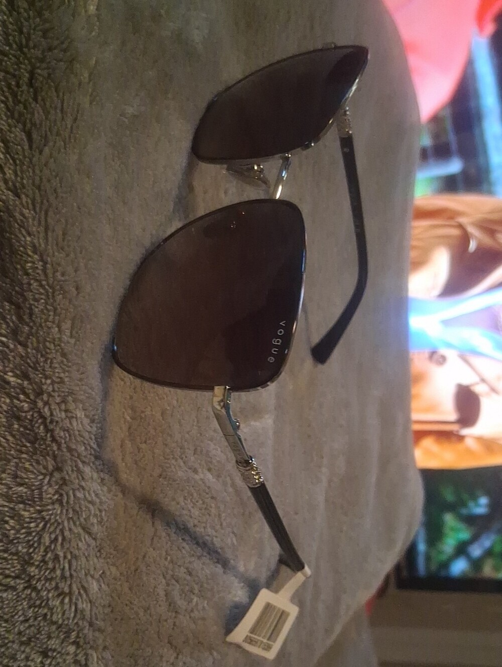 Vogue Women's Black and Silver Rimless Sunglasses